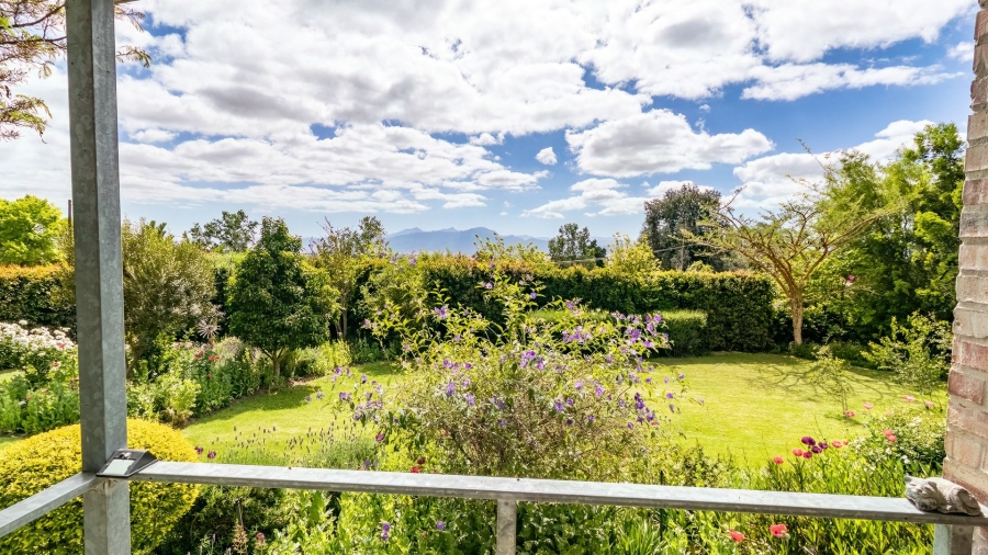 To Let 3 Bedroom Property for Rent in Riebeek West Western Cape